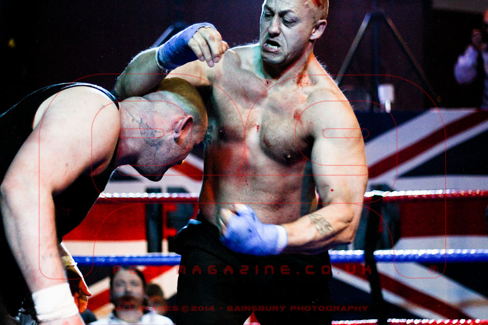 bare knuckle fight photography peep